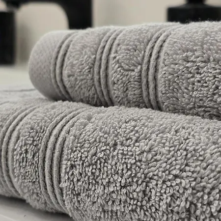 Modern Szalasa Varsovia