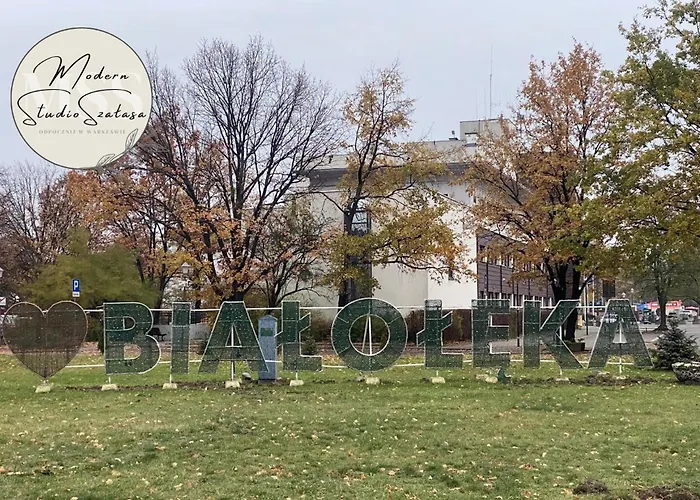 Modern Szalasa * Βαρσοβία